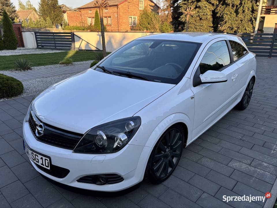 Opel Astra GTC 16 benzyna 2008r auto z GWARANCJĄ 182000km Opel Rzechta