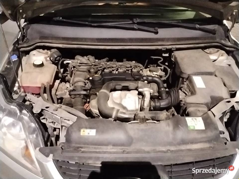 Ford Focus mk2 polift 2010 kombi 16 TDCI 90 sprzedam