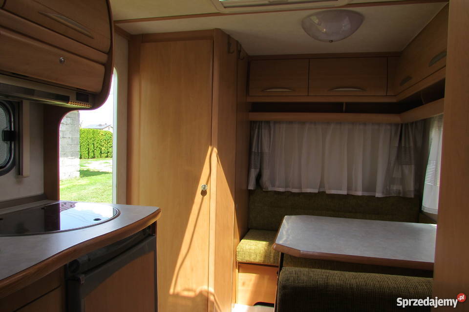 Przyczepa kempingowa Fendt Rok produkcji 2003 Biała sprzedam