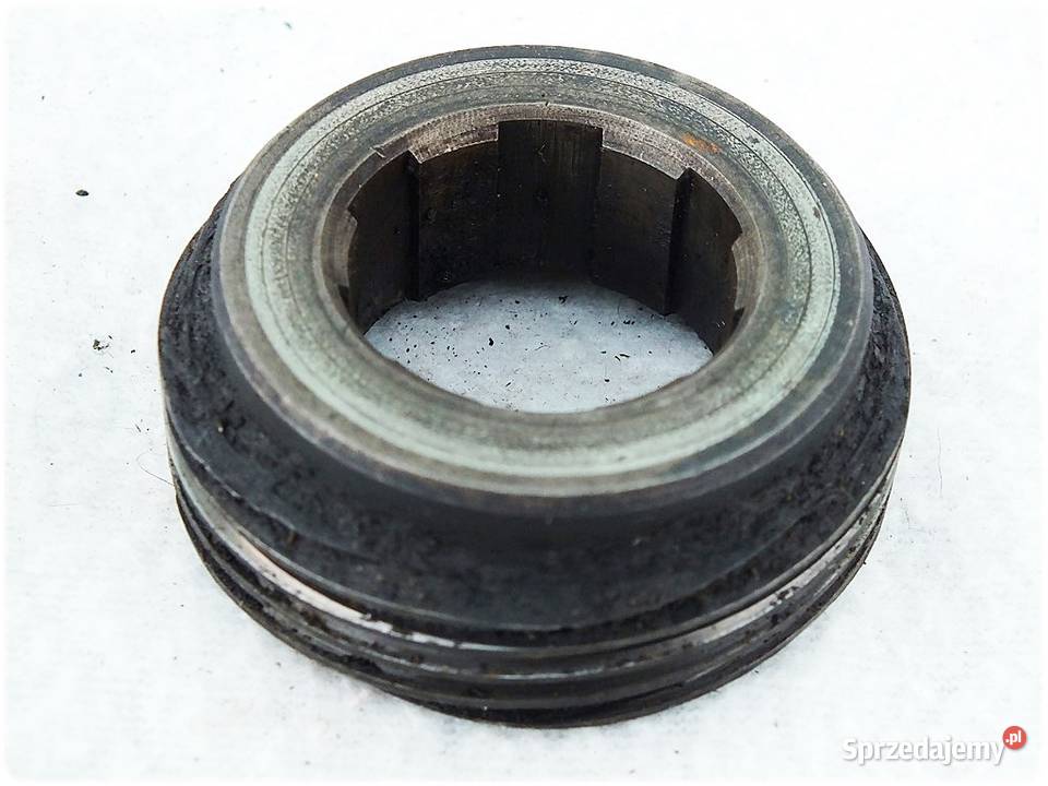 Koło zębate napędu prędkościomierza skrzyni III sprzedam