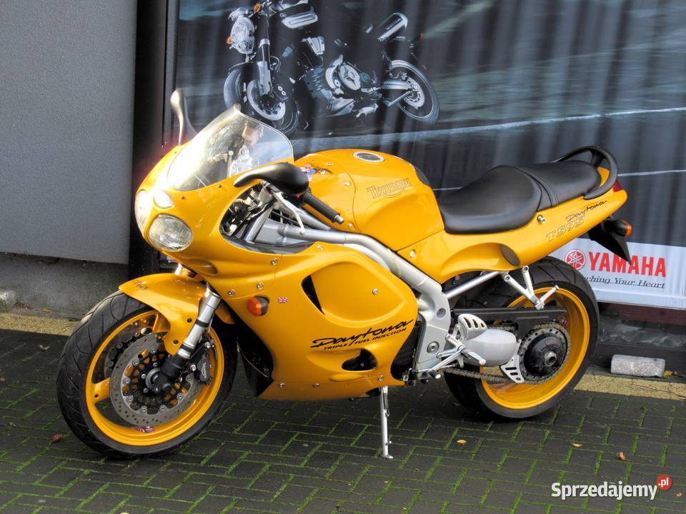 Triumph Daytona T595 955i Oferuję dowóz Kutno
