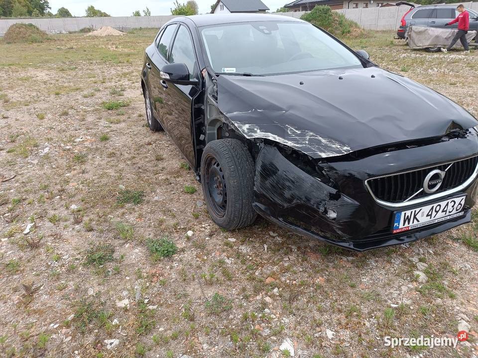 VOLVO V40 2016r 20D 120 109 mazowieckie Płońsk
