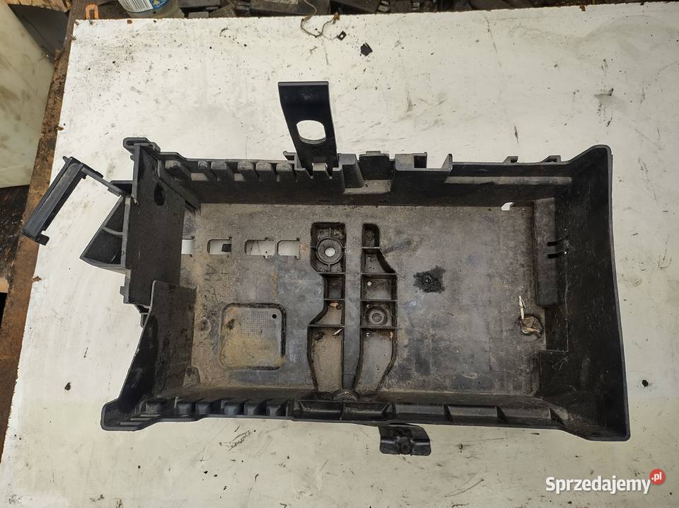 OPEL ASTRA J 13cdti podstawa akumulatora Pozostałe Kielce