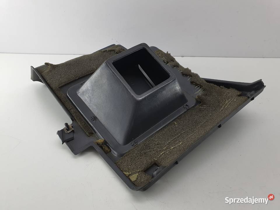 OSLONA PRAWA WYPELNIENIE IVECO EUROCARGO dostawcze Części montażowe Janowice