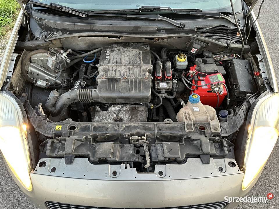 Fiat Grande Punto 14 8V Benzyna LPG pierwszy światła przeciwmgielne sprzedam