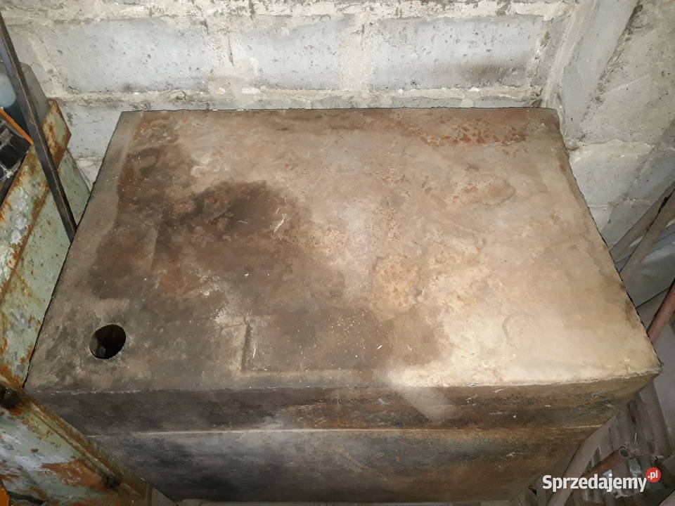 Zbiornik stalowy na olej napędowy ropę 550 świętokrzyskie Mierzyn sprzedam