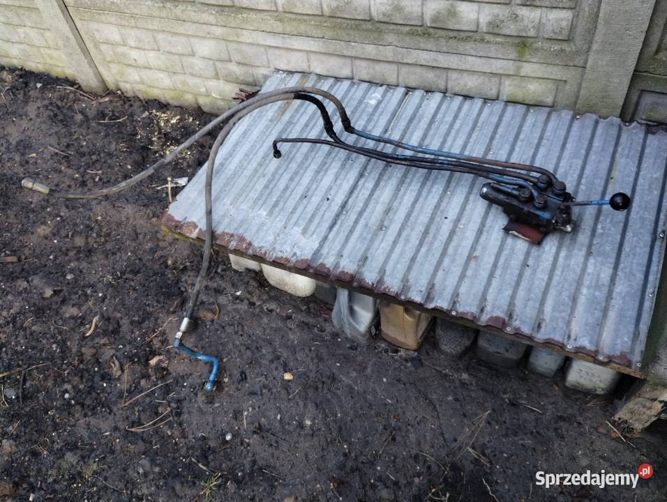 Sprzedam tura do C330 świętokrzyskie