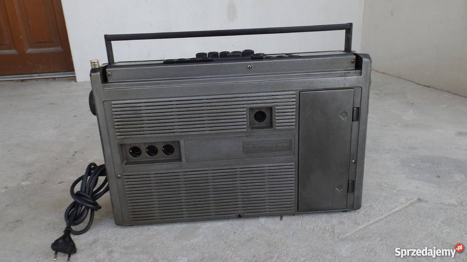 Radiomagnetofon ITT ICTECHNIK CrO2 Fe automatic Grodziczno