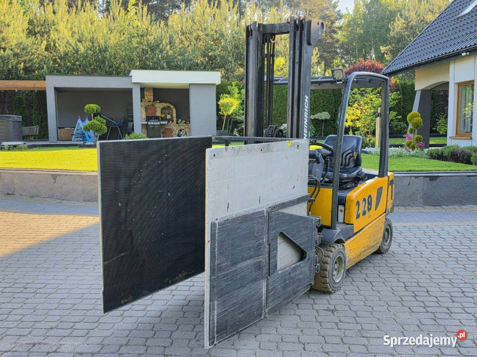 wózek czołowy Jungheinrich EFG 320 Wózek widłowy kujawsko-pomorskie