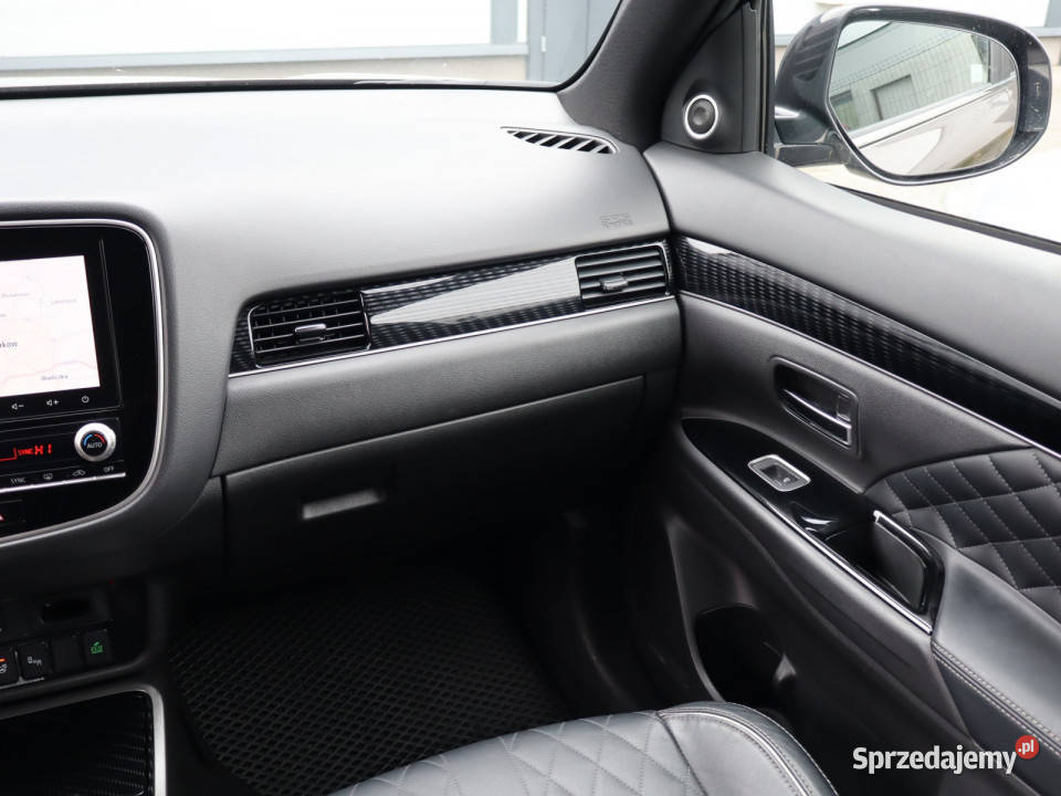 Mitsubishi Outlander 24 PHEV wielofunkcyjna kierownica Katowice