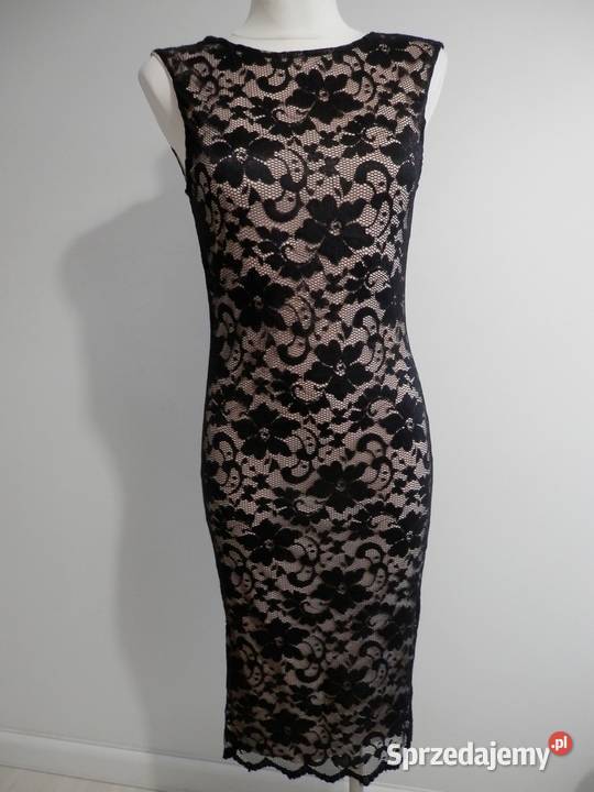 Sukienka Czarna Koronkowa z Cielistą Podszewką Spódnice i sukienki Łomża