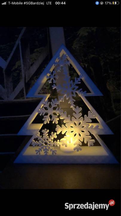 Choinka z tłem w śnieżki lampion Kłodawa