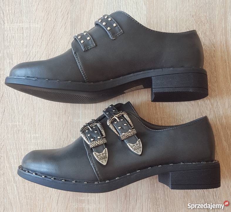 Nowe buty czarne 39 płaskie metalowe sprzączki