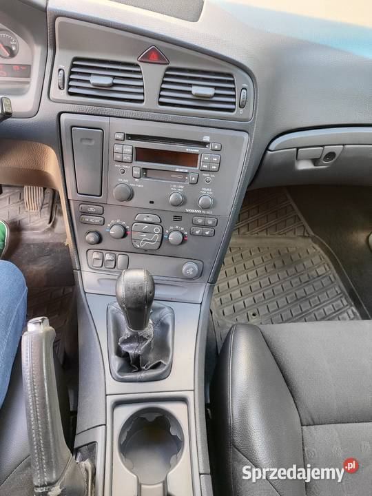 Volvo V70 benzyna Xenon klimatronik benzyna