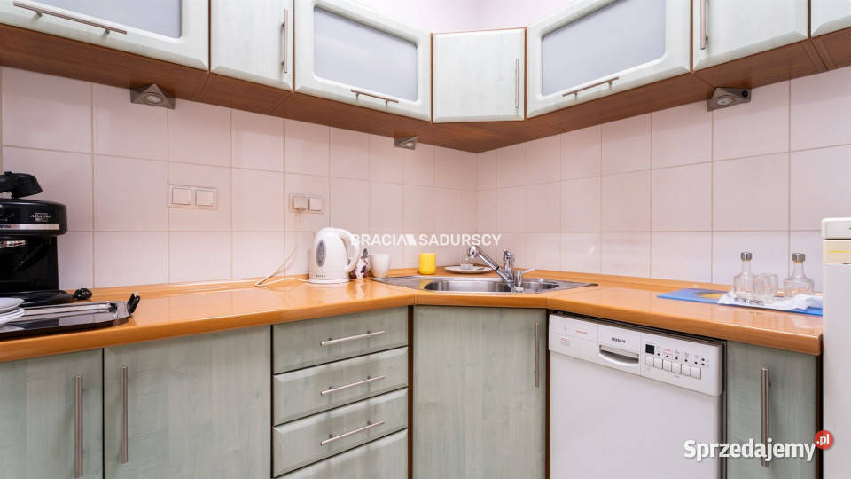 Lokal 68m2 Kraków Opolska od ulicy