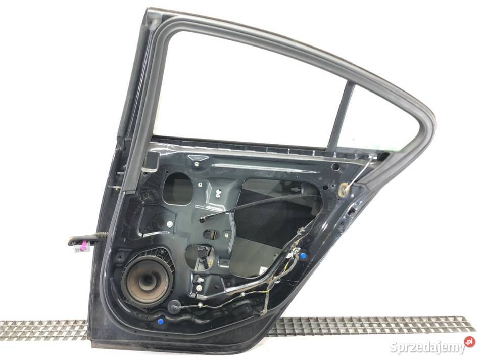 DRZWI PRAWY TYŁ OPEL INSIGNIA A Hatchback 0817 podkarpackie sprzedam