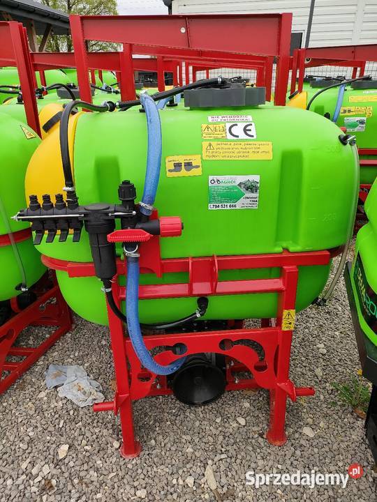 Opryskiwacz polowy zawieszany sokół 300l Zawieszane Murzynowo sprzedam