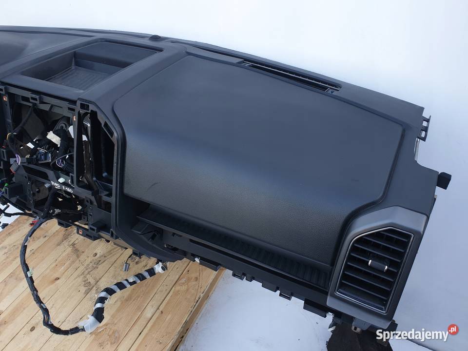 Ford F150 1520r DESKA ROZDZIELCZA KONSOLA Janów