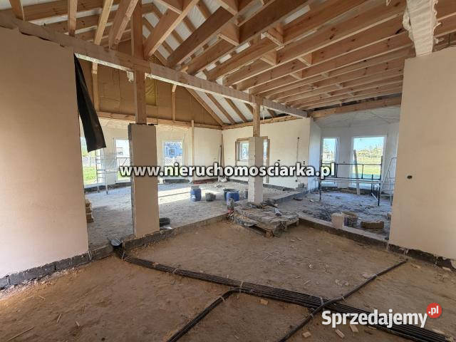 sprzedaży domu wolnostojącego 183m2 Budziska