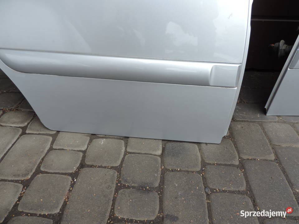 CITROEN C3 1 I 5D HB EZRC DRZWI PRAWY TYŁ Rok produkcji 2004