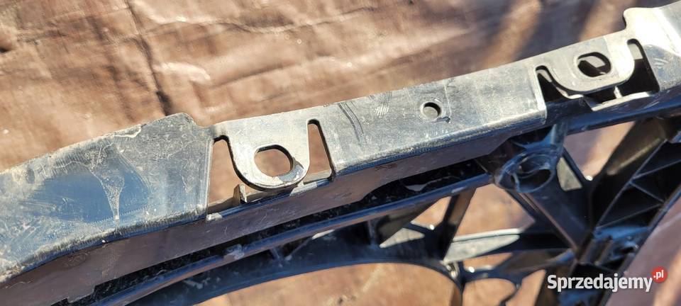 MERCEDES W257 CLS ŚLIZG ZDERZAKA PRAWY TYL osobowe Karoseria