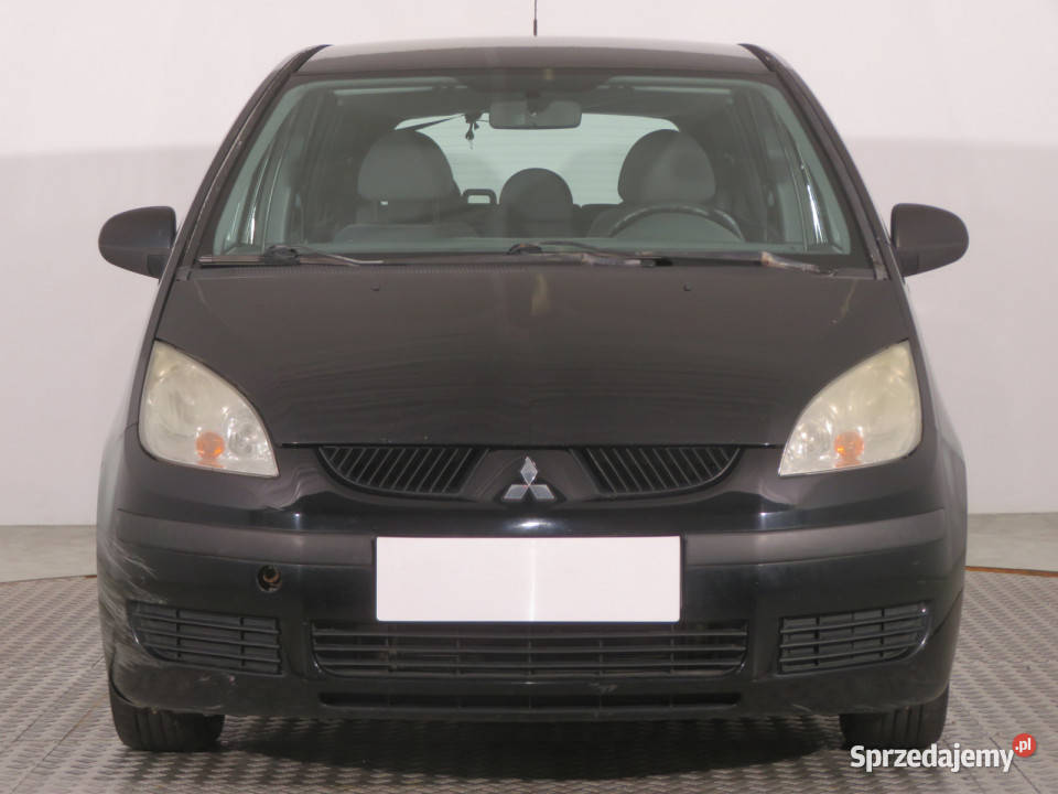 Mitsubishi Colt 11 nieuszkodzony Colt