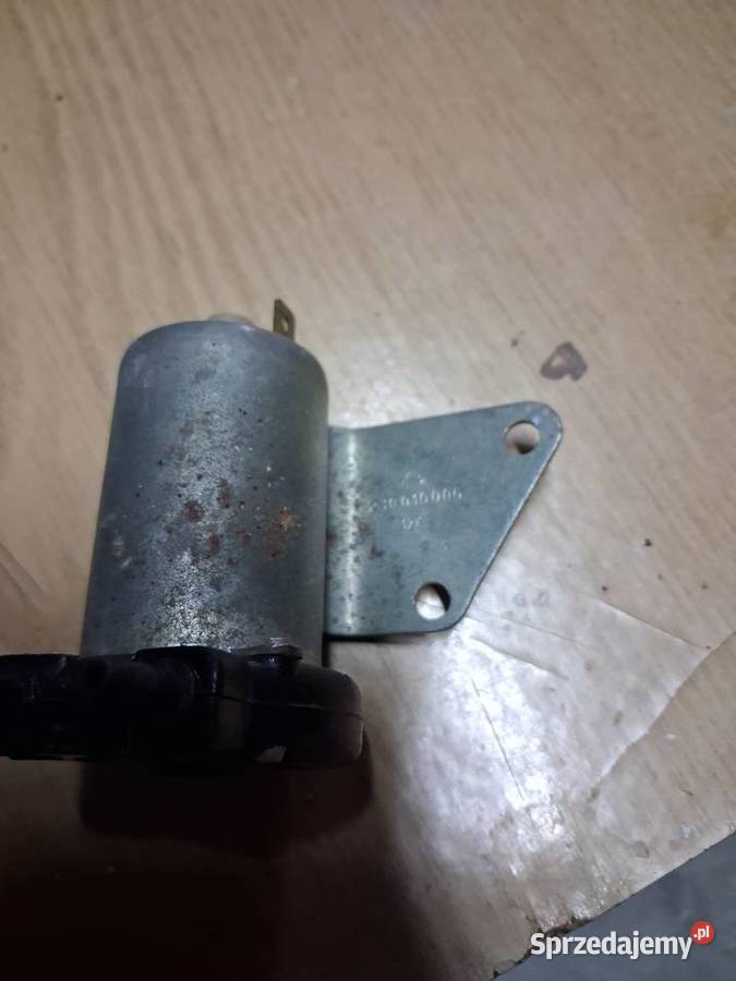 Pompka spryskiwaczy fiat 125p Puławy