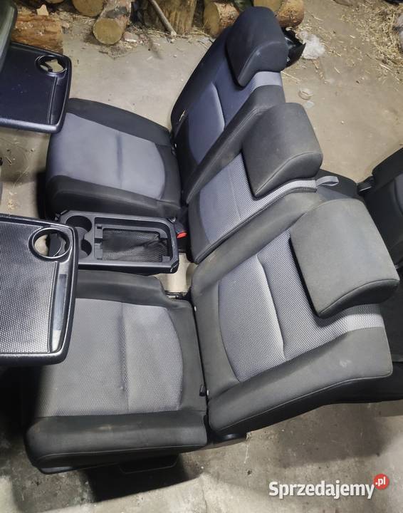 Fotele kanapa Mazda 5 komplet Wiskitki