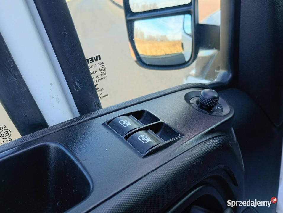 Iveco Daily 35S14 klima 3 osobowy pojedyńcze pełny VAT Chełm Śląski sprzedam