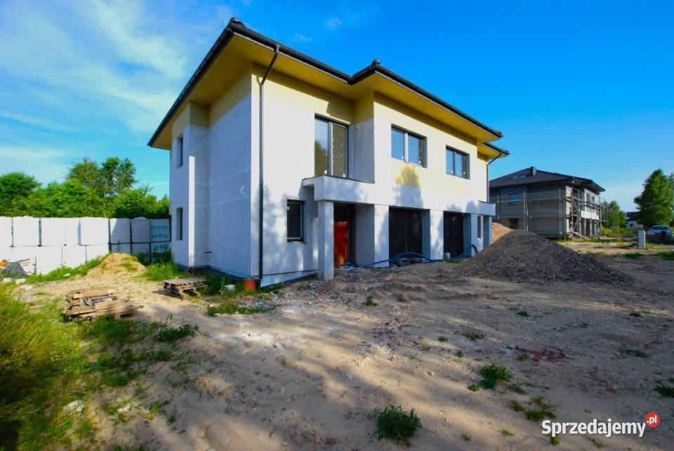 sprzedaży domu bliźniaka Szczukowice 20217m2 świętokrzyskie sprzedam