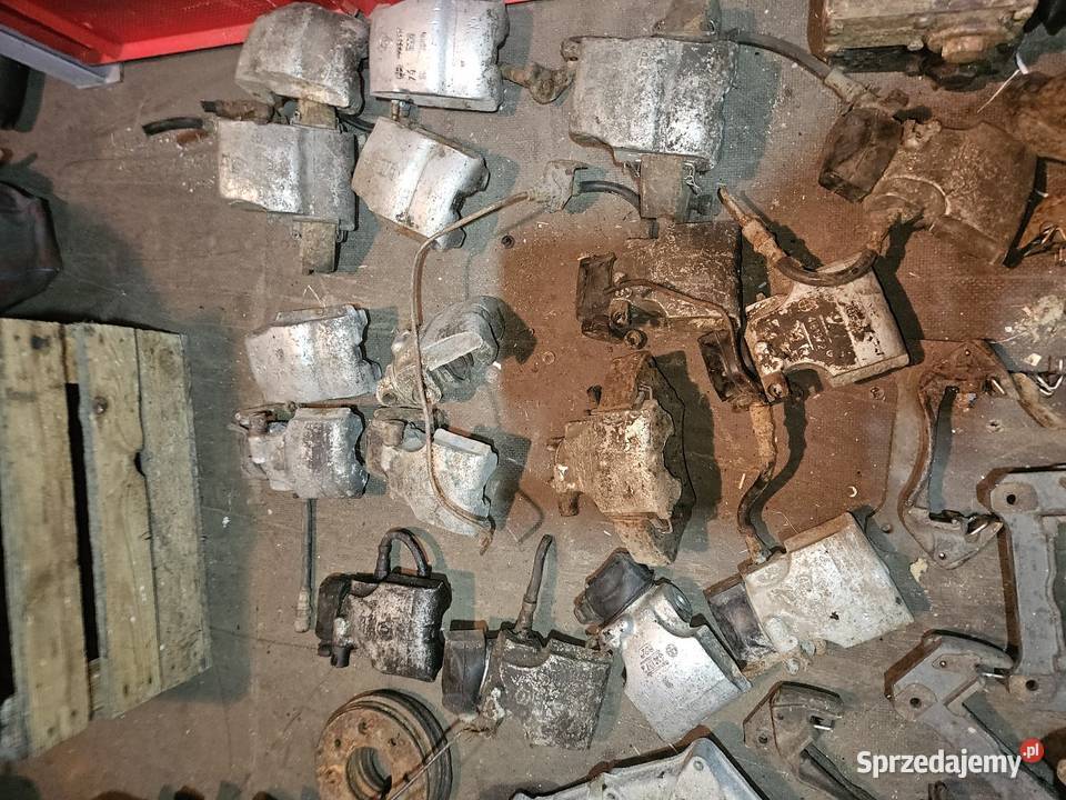 Zacisk chamulca polonez fiat 125p jarzmo Kock