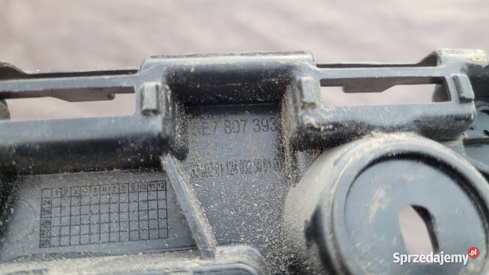 ŚLIZG ZDERZAKA LEWY TYŁ SKODA OCTAVIA IV KOMBI