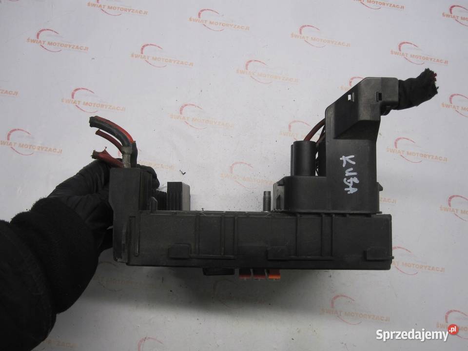 VW GOLF V 07r skrzynka bezpieczników 017181281 osobowe Skrzynki bezpieczników Skrzynki bezpieczników Kielce