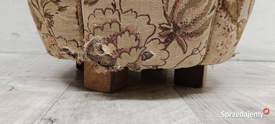 pufa siedzisko pufy podnóżek Halabala projekt Radomsko