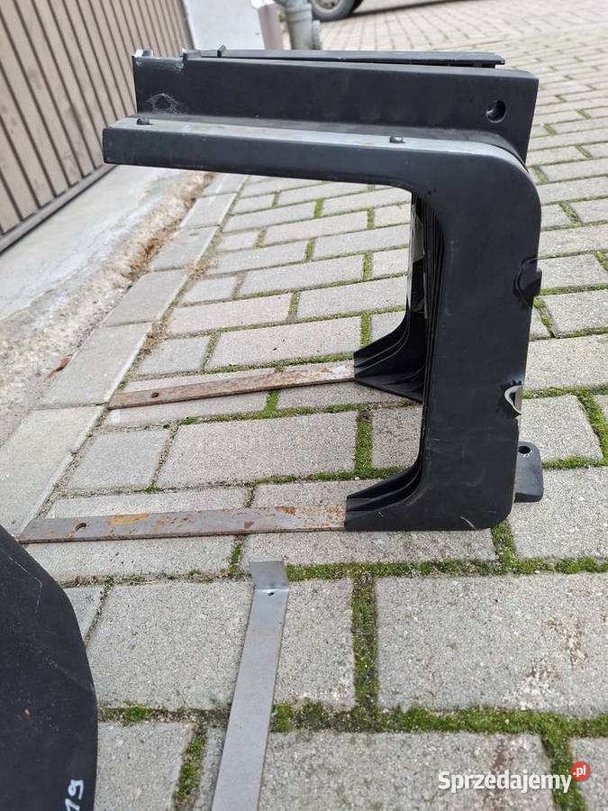 Garaż robot koszący Einhell Freelexo