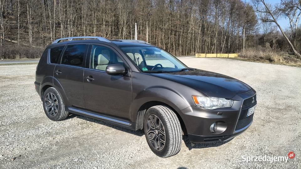 Mitsubishi Outlander 20 DiD 2010r pełne 140KM Warszawa sprzedam
