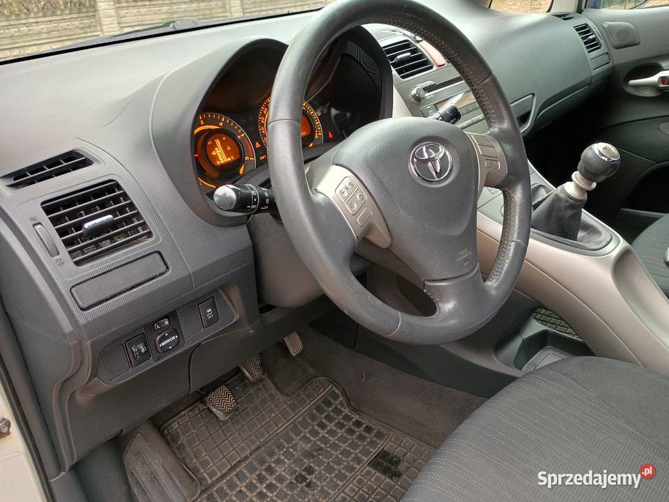 ZADBANA Toyota AURIS z roku 2007 diesel TANIO Ruda Śląska