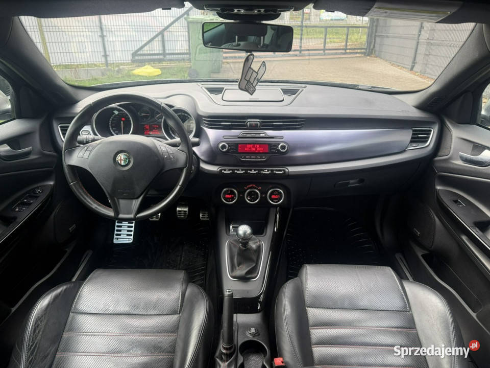 Alfa Romeo Giulietta 14 Benzyna Serwisowany autoalarm Piekoszów