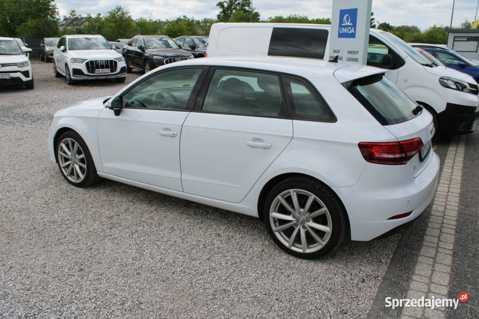 Audi A3 Sportback Grzane fotele automat Stronic Warszawa