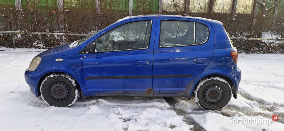 Toyota Yaris 10 VVTi 2001rIszy właści radio Yaris Gdańsk