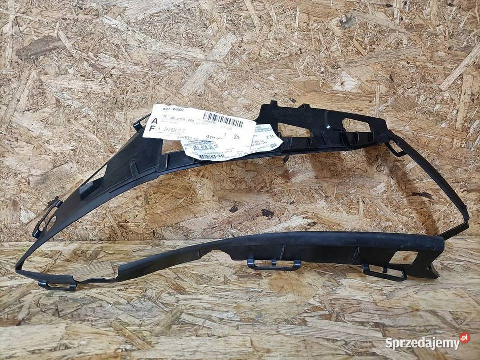 MERCEDES EQB 22 USZCZELKA LAMPY LEWY PRZÓD osobowe