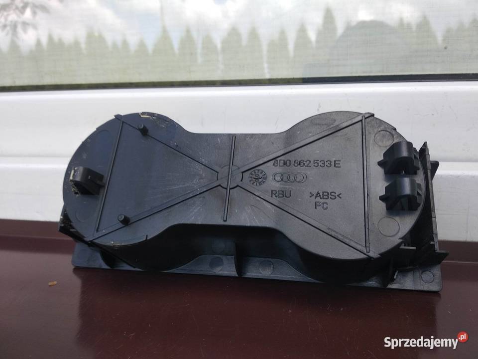 Audi A4 B5 uchwyt na kubki napoje cupholder w Sieradz