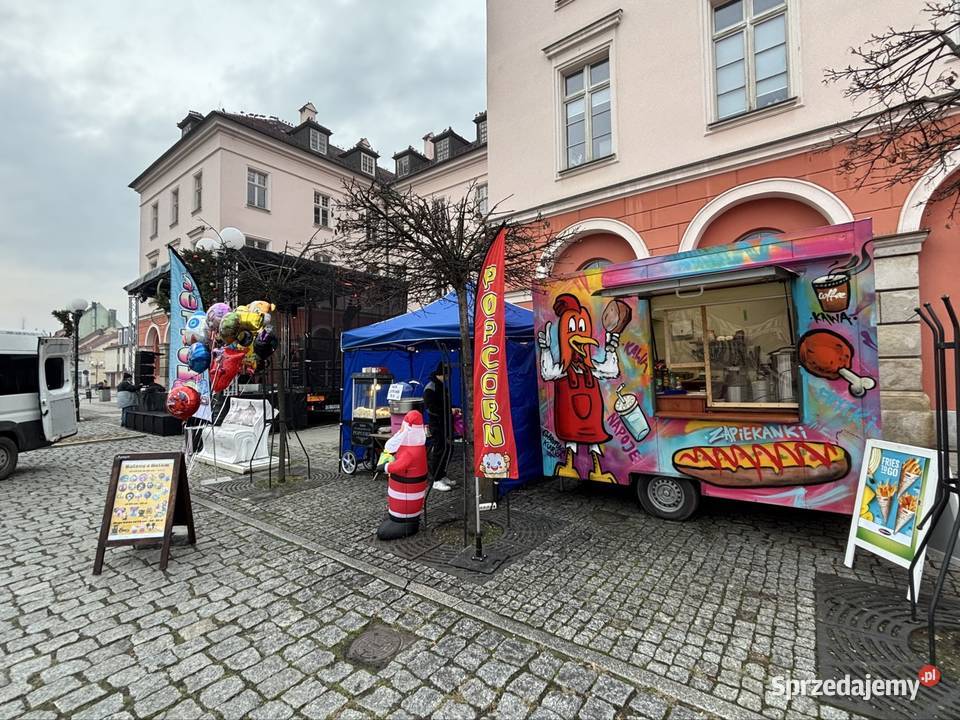 Wynajem Zamki dmuchane namioty imprezowe i nie Obsługa imprez Grodków