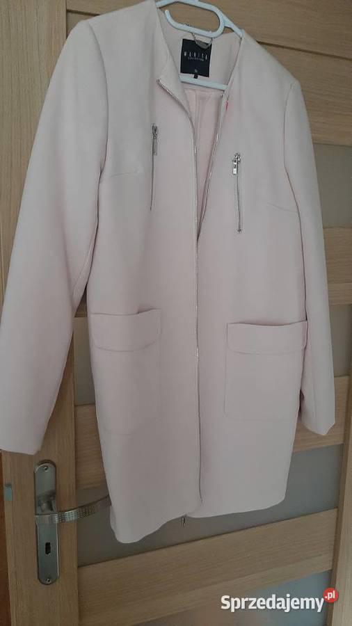Sprzedam płaszcz Mohito 38 sprzedam