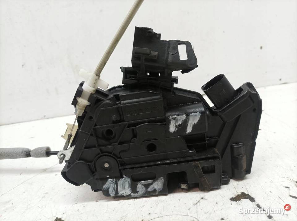 ZAMEK DRZWI PRAWY PRZÓD 5N1837016F Seat Ibiza IV