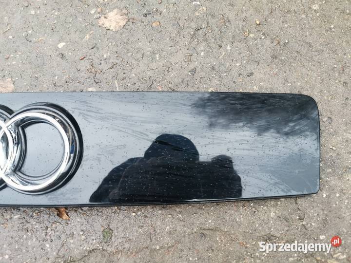Grill atrapa chłodnicy audi a2 8Z0853631 Międzychód