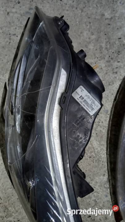 Ford Focus MK3 lampa przód prawa lewa lampy Oświetlenie Jasło sprzedam