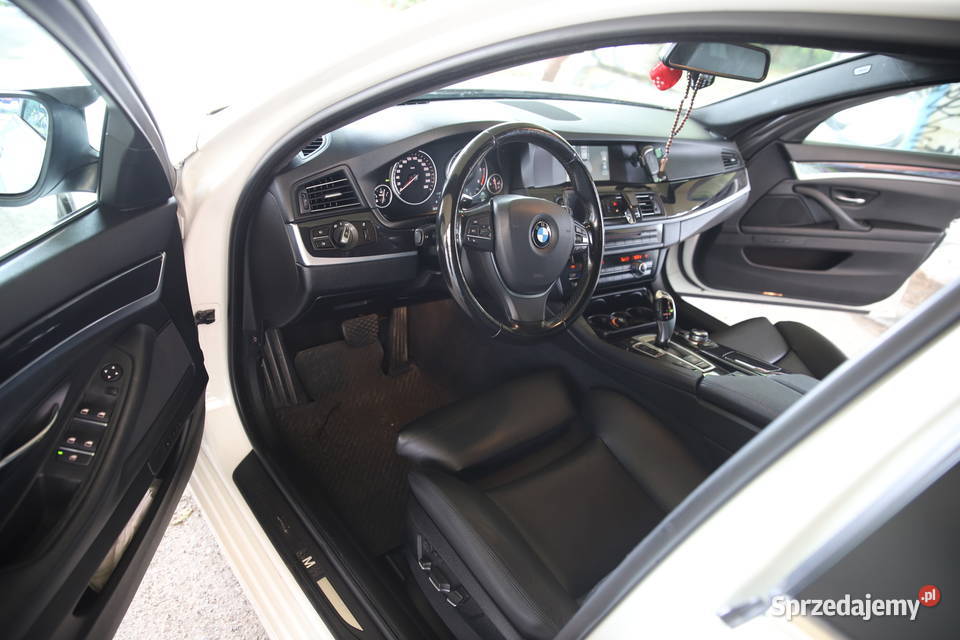 BMW Seria 5 F10F11 2009 2017 20 525d xDrive 218 Radom