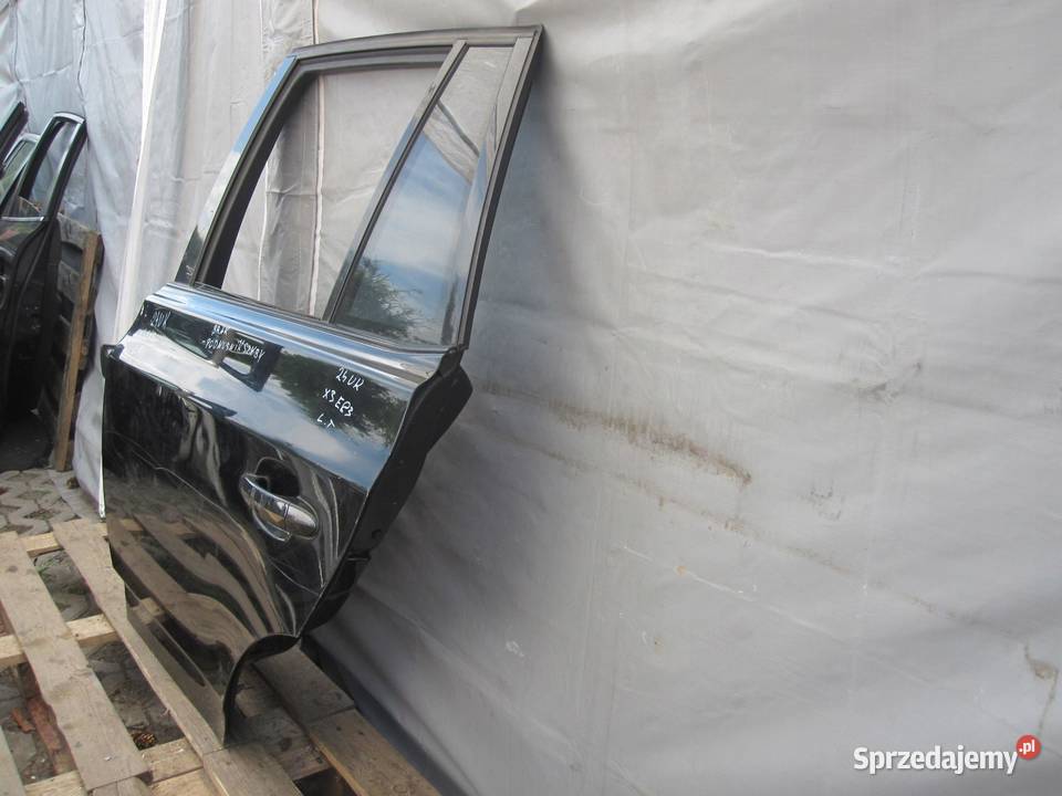 BMW X3 E83 LIFT 06r drzwi lewe tył