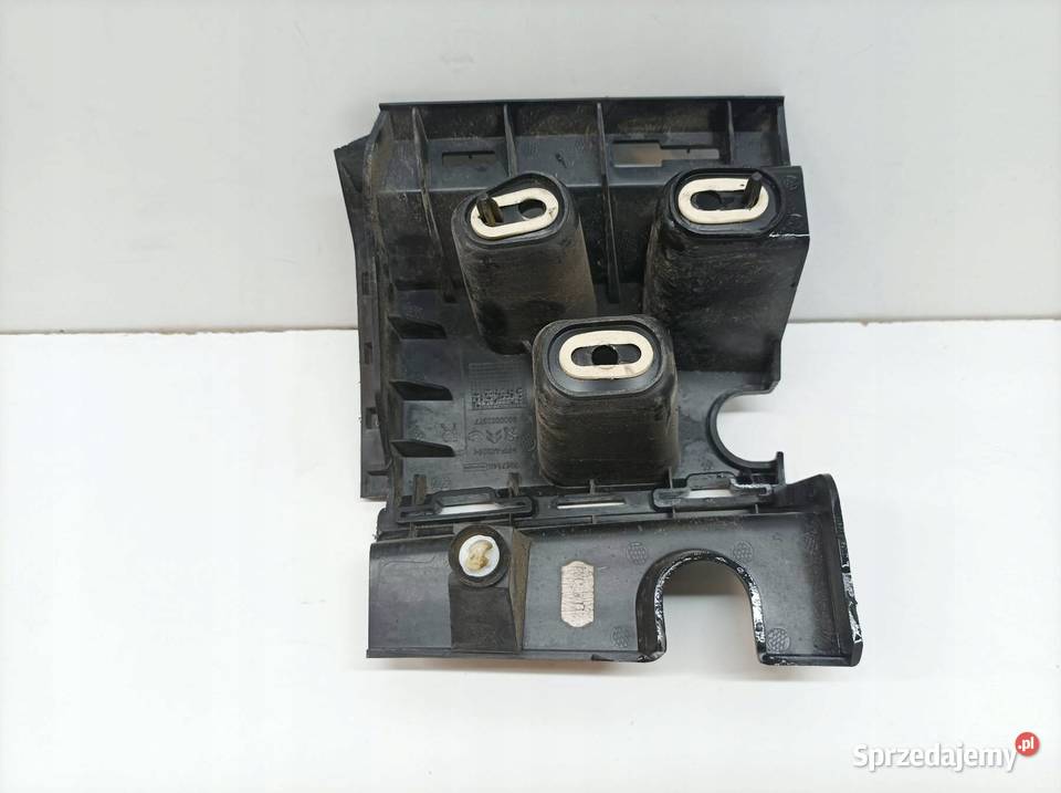 ŚLIZG ZDERZAKA PRAWY TYŁ 9809663577 Toyota świętokrzyskie sprzedam